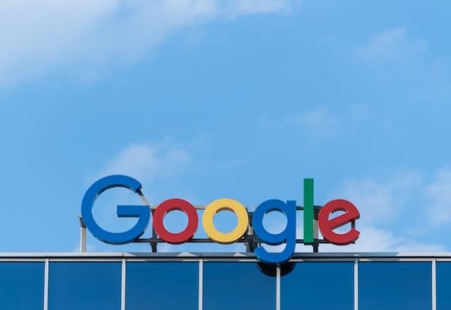Imagem da noticia Google demite 12 mil funcionários