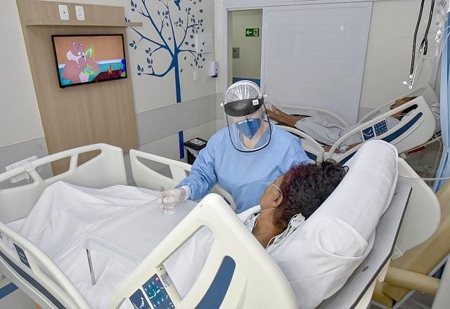 Imagem da noticia Brasil registra mais 1.605 mortes e 45.022 casos de covid em 24 horas