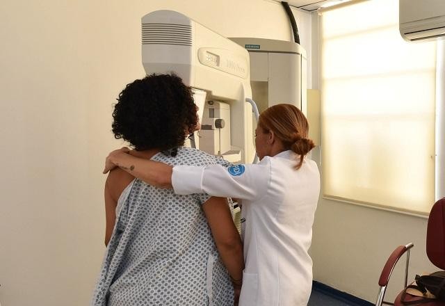 Imagem da noticia Outubro Rosa: tudo o que você precisa saber sobre prevenção e tratamento do câncer de mama
