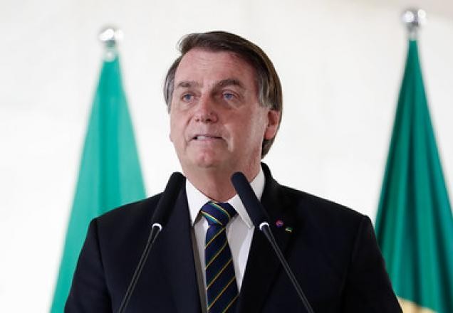 Imagem da noticia Governo lança eSocial simplificado e revisará normas trabalhistas