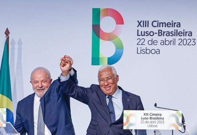 Imagem da noticia Lula assina 13 acordos de cooperação com Portugal