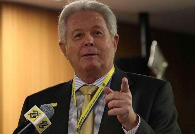 Presidente do Banco do Brasil pede demissão do cargo