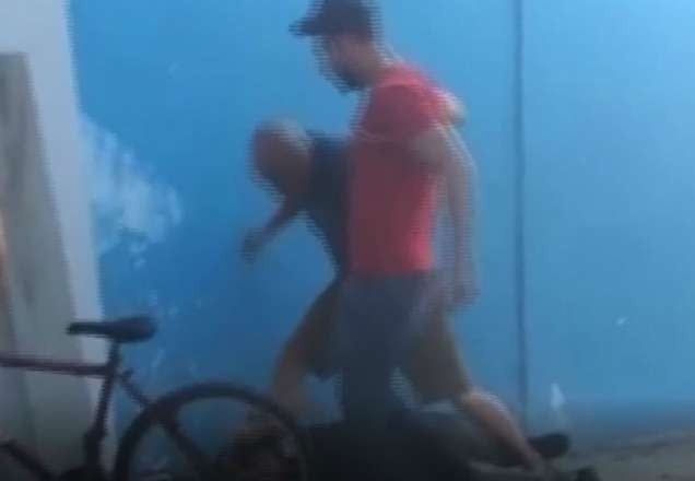 Imagem da noticia Professor que espancou homem autista dá sua versão dos fatos ao SBT