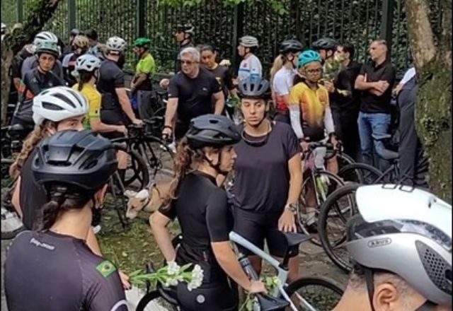 Imagem da noticia Ciclistas prestam homenagem a Vitor Medrado, morto em assalto na Zona Oeste de SP