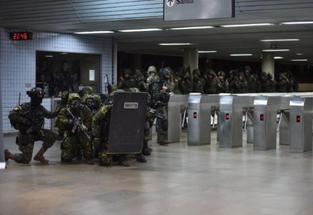 Imagem da noticia URGENTE: EUA identificam suposta rede filiada à Al Qaeda no Brasil