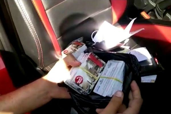 Imagem da noticia Quadrilha que vendia passagens de ônibus ´mais baratas´ é presa