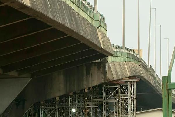 Imagem da noticia Queda de viaduto complica fim de feriado dos paulistanos