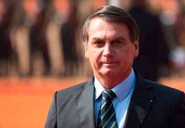 Imagem da noticia "Quem é essa porcaria chamada Greenpeace?", diz Bolsonaro