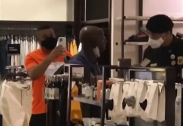 Imagem da noticia Loja Zara é acusada de racismo contra clientes em shopping de Salvador