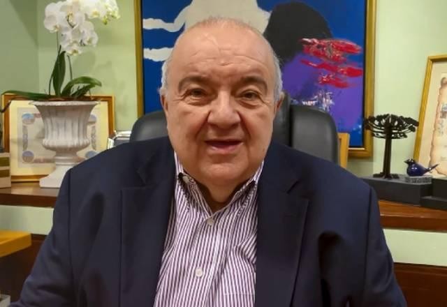 Imagem da noticia Prefeito de Curitiba acorda sem sequelas aparentes após AVC