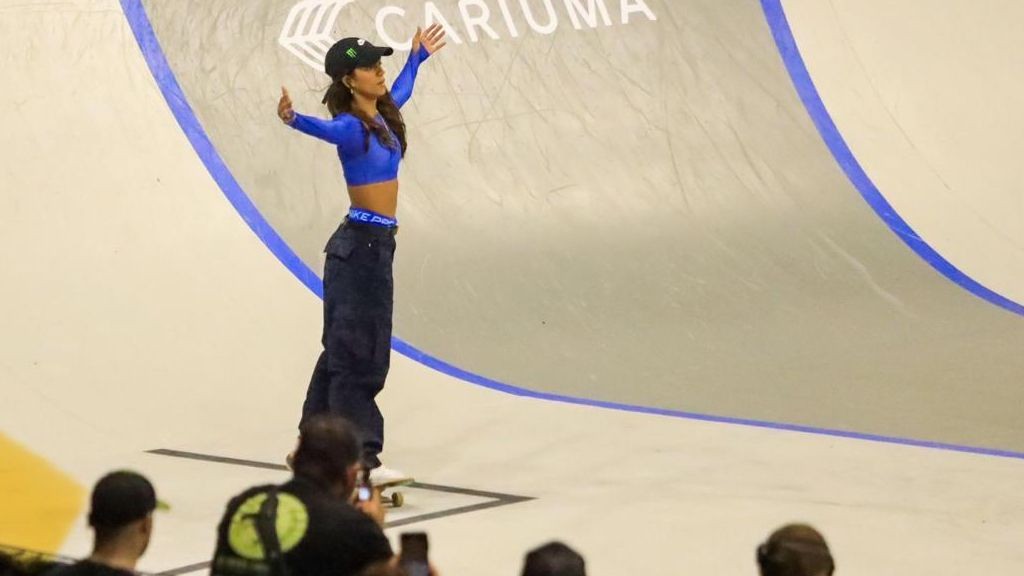 Imagem da noticia Rayssa Leal é tricampeã mundial de skate street; veja manobra