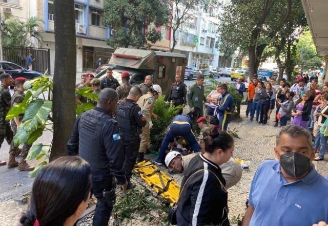 Imagem da noticia 7 de Setembro: no Rio, paraquedistas caem e ficam feridos após ensaio