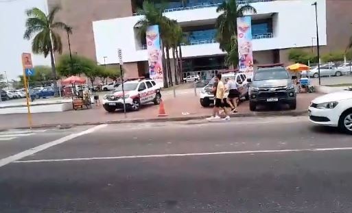 Imagem da noticia Homem armado invade shopping em João Pessoa e mata gerente de restaurante