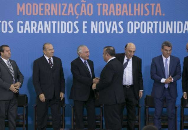 Imagem da noticia Reforma Trabalhista: Pouca geração de empregos e mais trabalho em casa