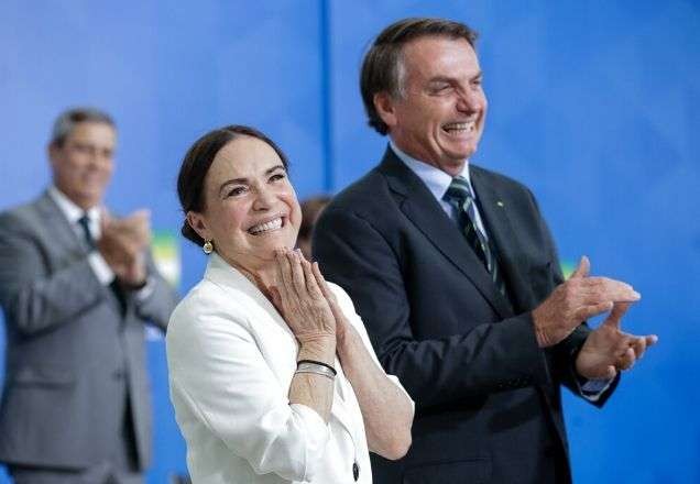 Imagem da noticia Regina Duarte desabafa nas redes sociais: "Vou mostrar serviço"