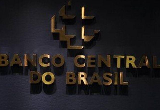 Imagem da noticia Boletim Focus do BC prevê crescimento de 2,24% para o PIB neste ano