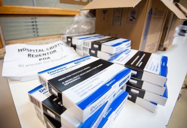 Imagem da noticia 28% da cidades têm alto risco de ficar sem kit intubação nesta semana