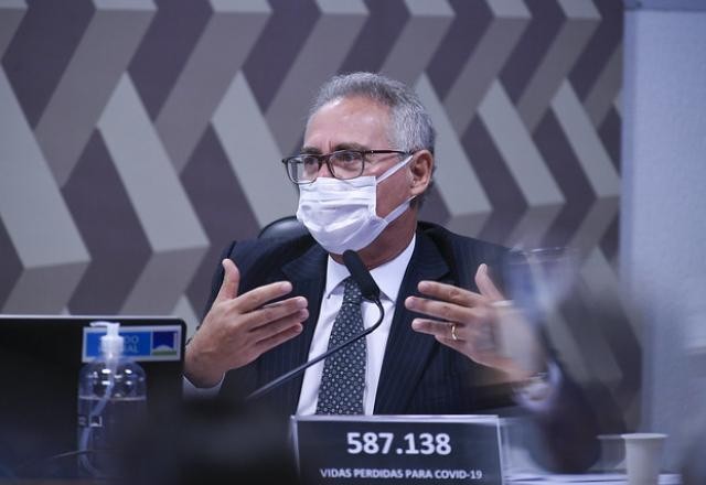 Imagem da noticia CPI vai propor mudança na lei do impeachment, afirma Renan Calheiros