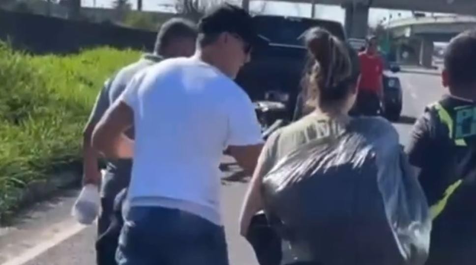 Imagem da noticia Renato Gaúcho é resgatado após ficar ilhado em hotel onde mora em Porto Alegre