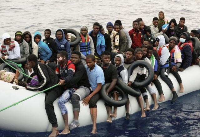Imagem da noticia Naufrágio deixa pelo menos 61 refugiados mortos na Líbia