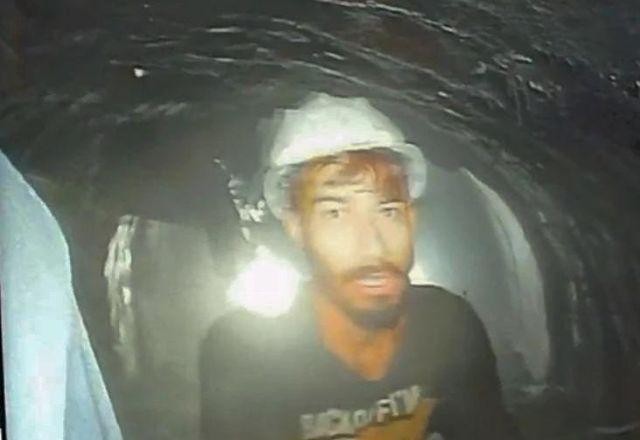 Imagem da noticia Equipes de resgate chegam a trabalhadores presos em túnel na Índia