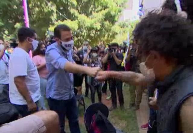 Imagem da noticia "Agressivo, atacando e o grupo dele está espalhando fake news", diz Boulos sobre Covas