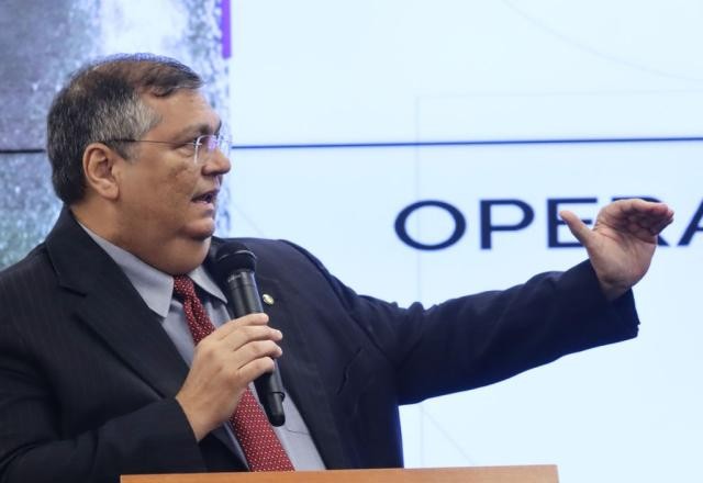 Imagem da noticia Operação Mute retira mais de mil celulares de dentro de presídios brasileiros