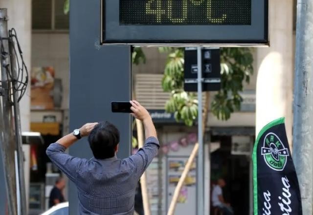 SBT News na TV: SP e outras cidades batem recorde de calor no domingo (12)