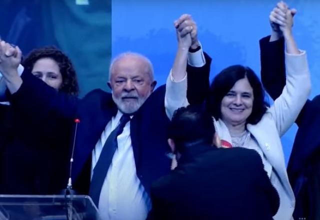 Imagem da noticia Lula afasta troca na Saúde e elogia Nísia: "Fica lá até quando eu quiser"