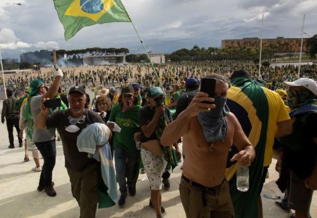 SBT News na TV: Ex-ministro de Bolsonaro presta depoimento à CPMI do 8/1