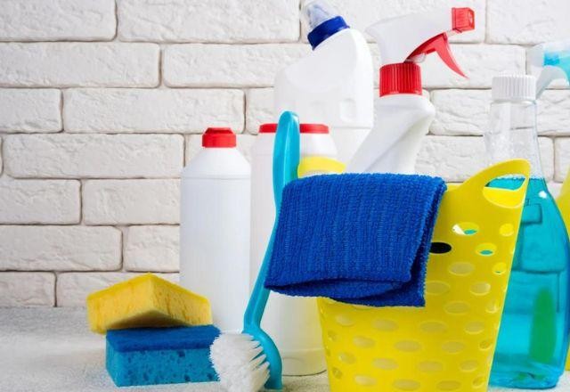 Anvisa alerta sobre intoxicações por mistura de produtos de limpeza