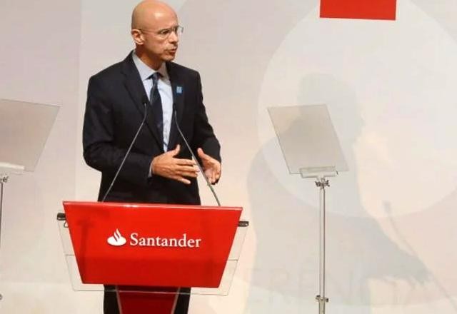 Imagem da noticia Após Lojas Americanas, Sérgio Rial renuncia ao banco Santander no Brasil