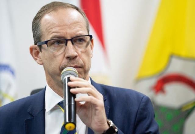 Imagem da noticia Ministro interino demite 29 servidores do Gabinete de Segurança Institucional