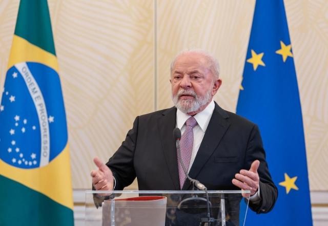Imagem da noticia Lula diz que espera "construir tranquilidade" com trocas na Esplanada