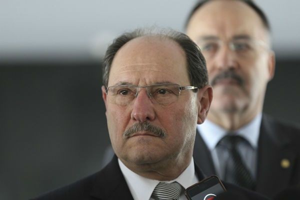 Imagem da noticia Rio Grande do Sul decreta estado de calamidade financeira