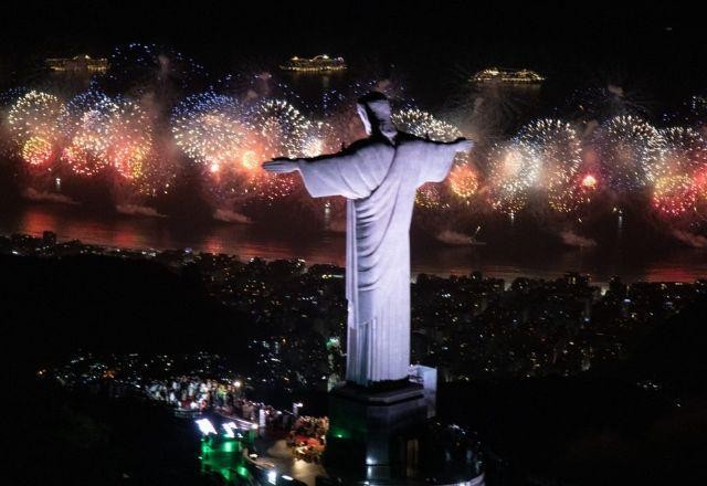 Imagem da noticia Prefeitura do RJ divulga atrações para Réveillon 2024 em Copacabana