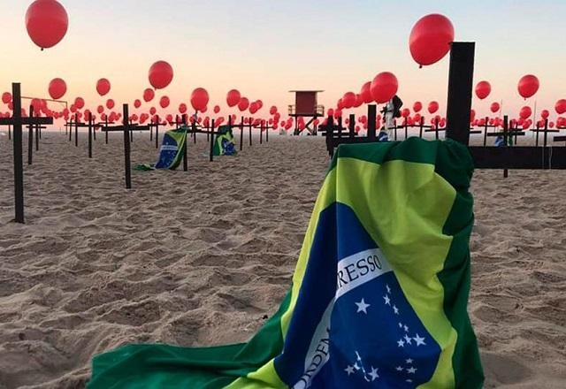 Imagem da noticia Covid: Brasil supera 635 mil mortes e se aproxima de 27 milhões de casos