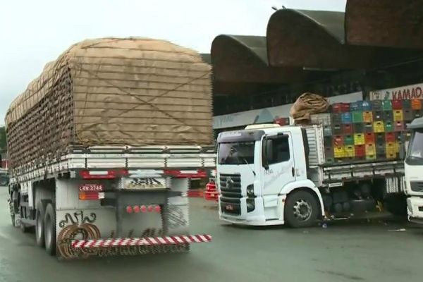 Rio de Janeiro registra aumento no número de roubo de cargas