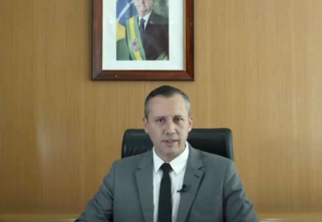Imagem da noticia Roberto Alvim é exonerado após vídeo citando fala de ministro de Hitler