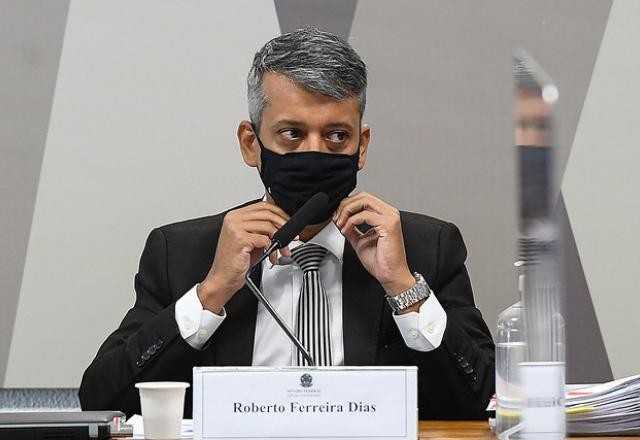 Imagem da noticia Procuradoria abre investigação para apurar suspeita de propina em vacinas