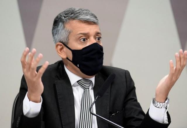 Imagem da noticia Roberto Dias é preso por ordem de Omar Aziz