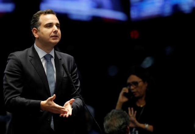Imagem da noticia Pacheco considera fatiar PEC dos Precatórios por auxílio de R$ 400