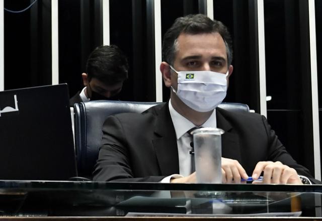 Imagem da noticia Pacheco considera "excesso" pedido de indiciamento de Heinze pela CPI