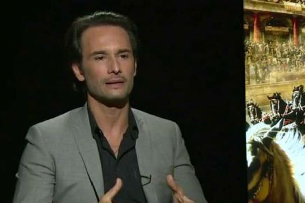 Imagem da noticia Rodrigo Santoro interpreta Jesus Cristo em nova versão de ´Ben-Hur´ 
