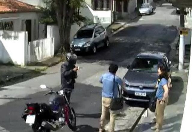 Imagem da noticia Mulher fica em choque e agradece bandido durante assalto na zona sul de São Paulo