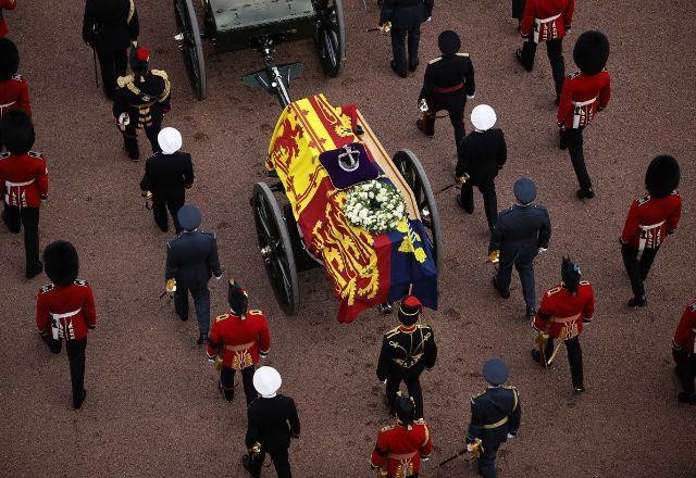 Imagem da noticia Família real divulga cronograma para funeral da rainha Elizabeth II