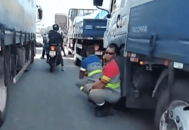 Imagem da noticia VÍDEO: tiroteio entre policiais e criminosos fecha Avenida Brasil, no Rio de Janeiro