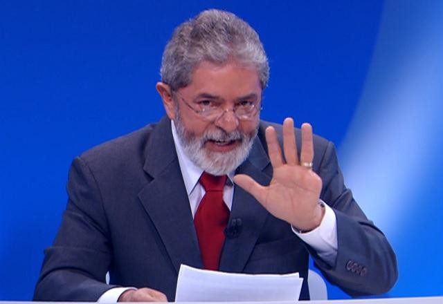 Imagem da noticia Saúde e economia foram destaques em debate com Lula e Alckmin em 2006