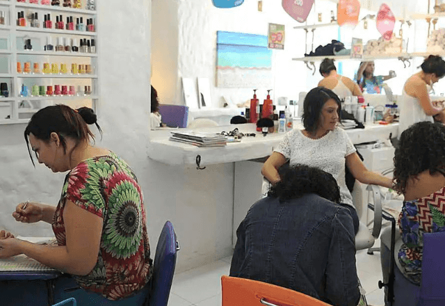 Imagem da noticia Setor de serviços cresce 1,2% em julho, diz IBGE