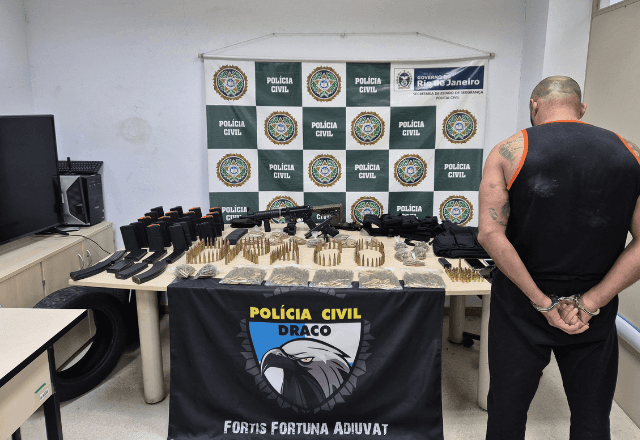 Imagem da noticia Polícia Civil prende "Júnior Bomba" miliciano investigado por assassinatos na Baixada Fluminense (RJ) 